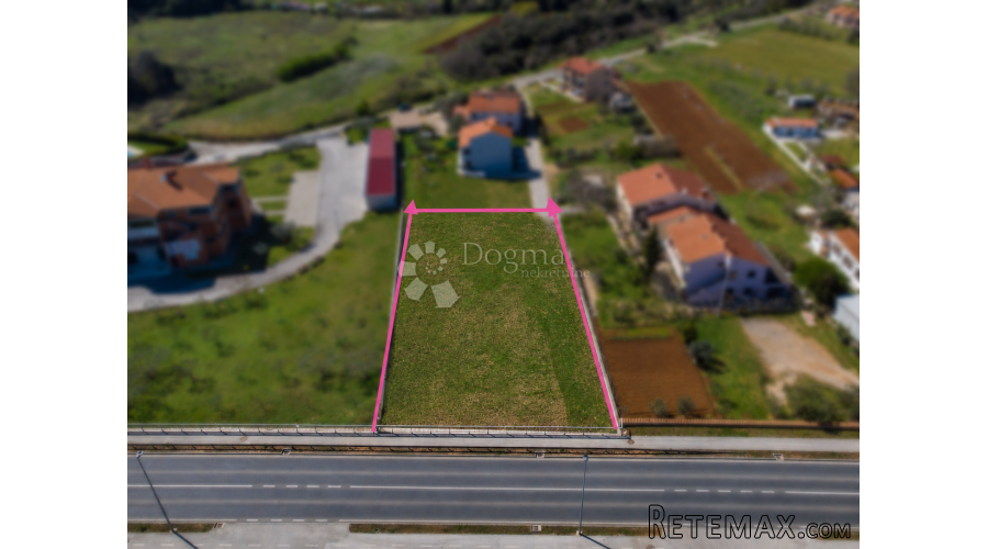 Građevinsko zemljište 1.315 m² na jednoj od najpoželjnijih l