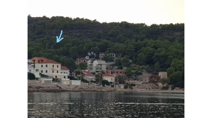 POLJOPRIVREDNO ZEMLJIŠTE, OTOK ŠOLTA 5113M2