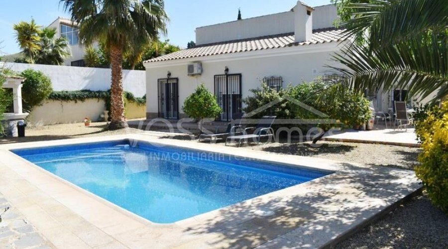 NEW & EXCLUSIVE TO VOSS HOMES - A lovingly maintained.. - 4