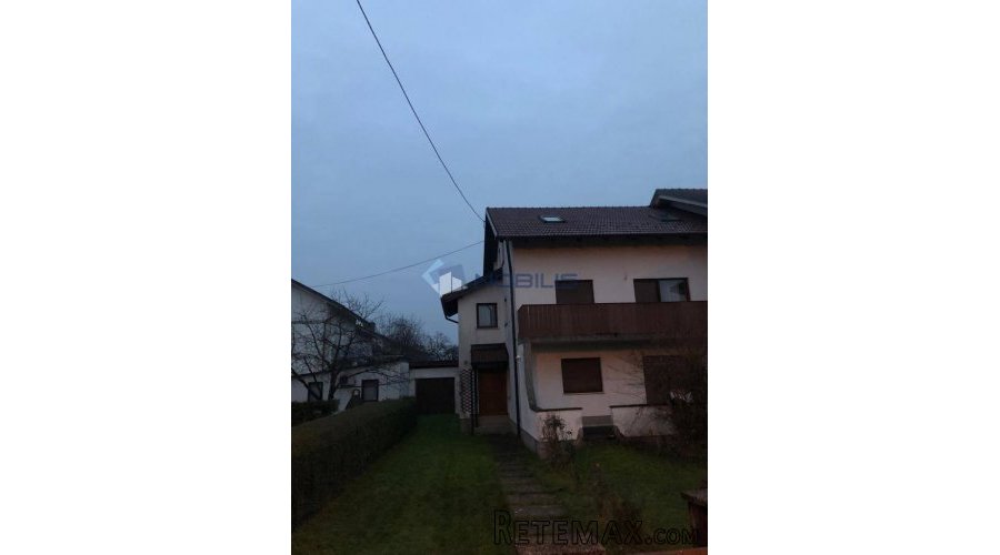 Zagreb, Velika Gorica, 250m2+ 350m2 okućnice, garaža