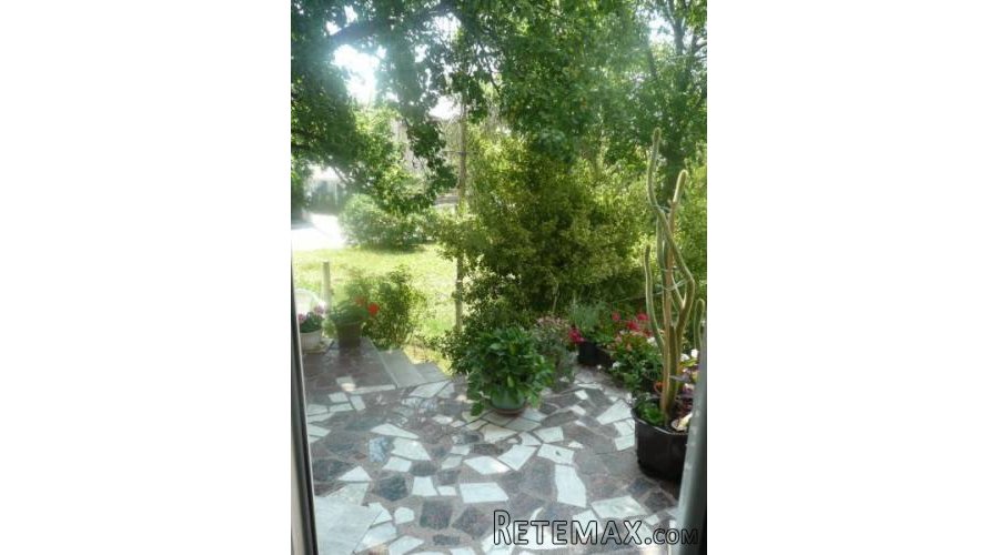Zagreb, Bukovac, kuća 672m2+880m2 okućnica