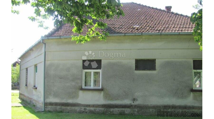 Šarmantna kuća puna potencijala! - 2