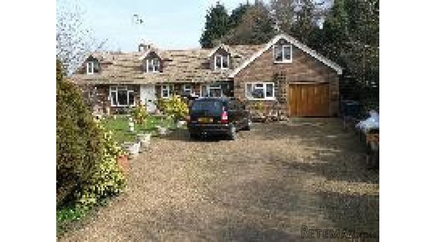 Cottage for sale