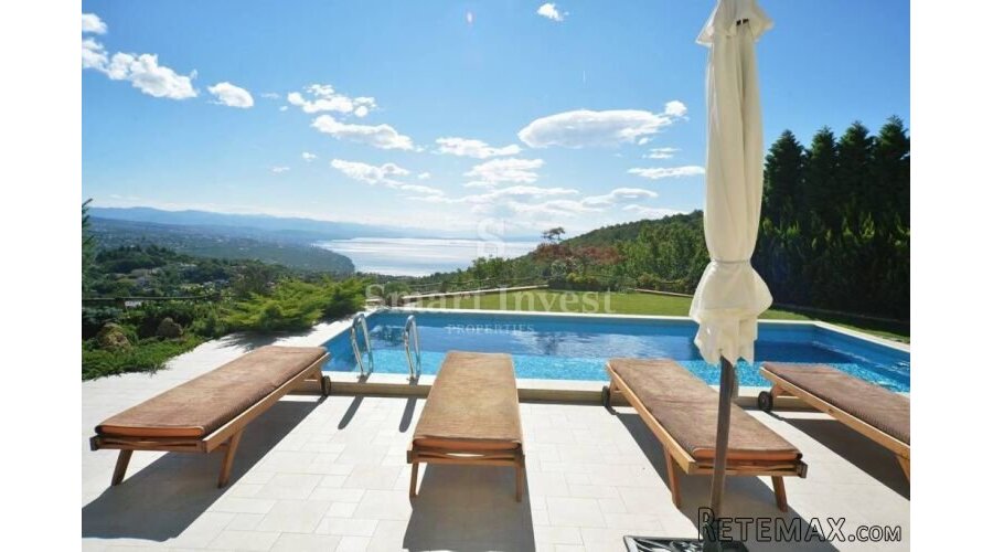 OPATIJSKO ZALEĐE - JEDINSTVENA VILA S PANORAMSKIM POGLEDOM..