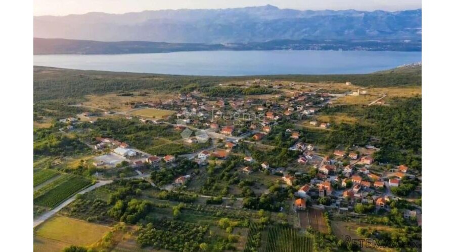 NOVIGRAD - PALJUV - GRAĐEVINSKO ZEMLJIŠTE 1938 M2 - 2