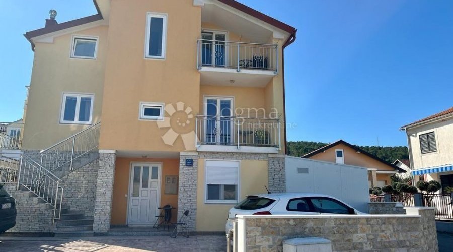 BILICE (ŠIBENIK) –APARTMANSKA KUĆA 100 M OD MORA - 2