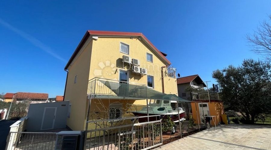 BILICE (ŠIBENIK) –APARTMANSKA KUĆA 100 M OD MORA - 5
