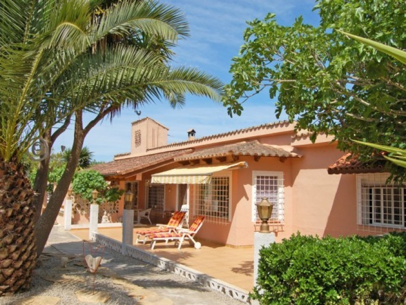Private Country House With Beautiful..