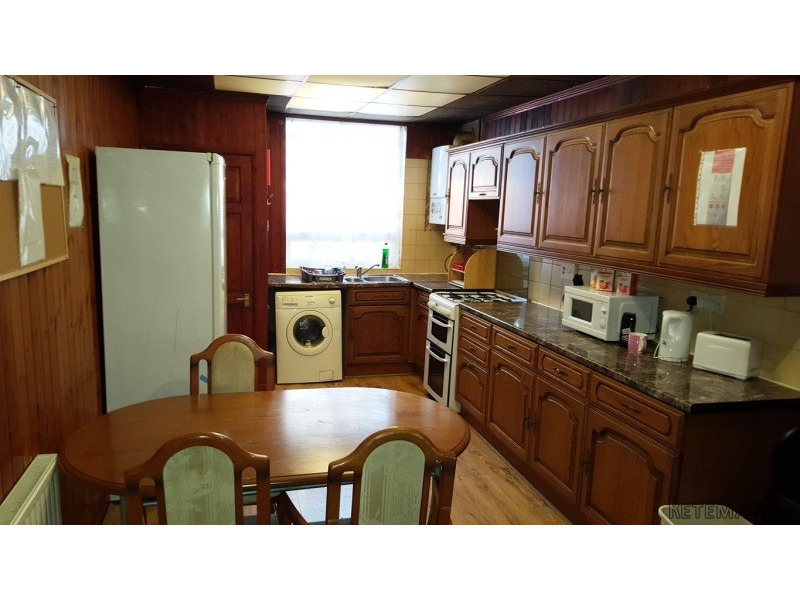 Double room, Zone 3, Leyton - 2