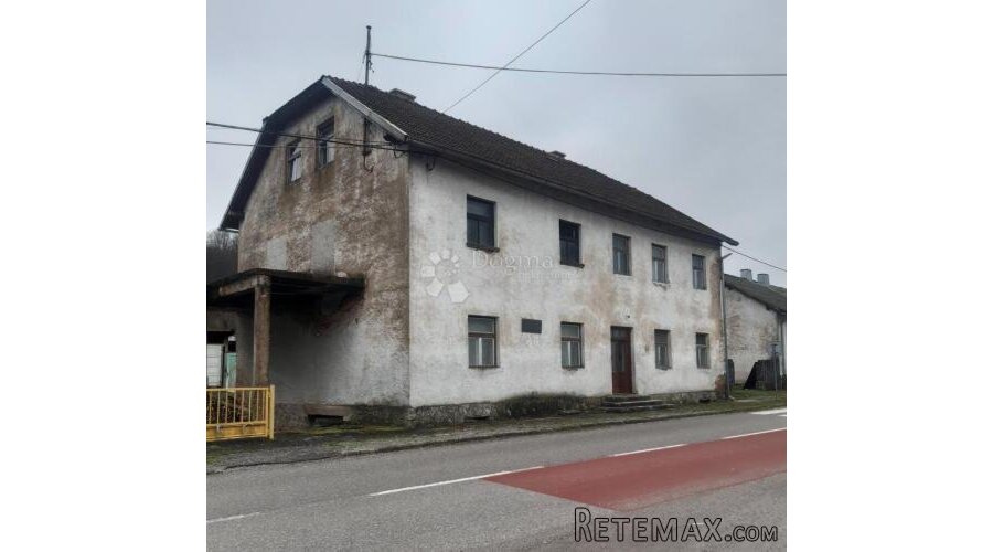Kuća za adaptaciju u Drežnici sa 8 stanova - 2