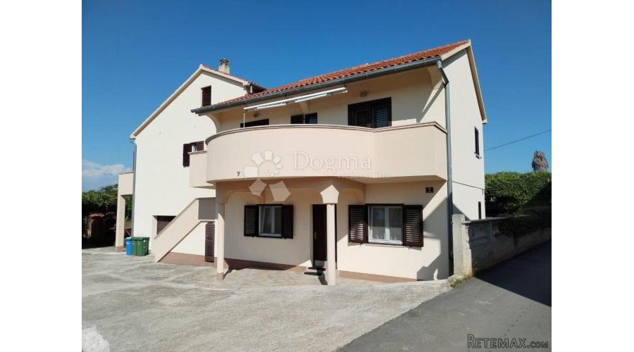 MURTER - APARTMANSKA KUĆA 500m OD MORA - 3