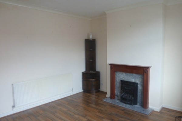 ***stunning 3 Bed Terraced With 2.. - 2
