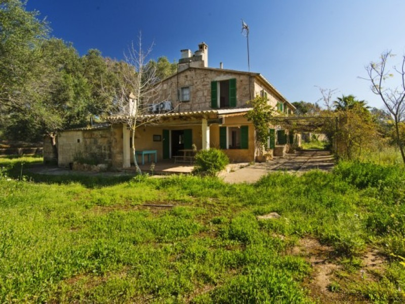 Unique Country Estate Inside The Golf.. - 2