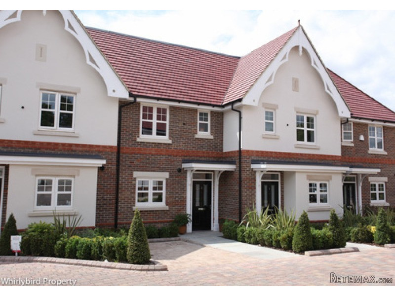 Gorse Road, Cookham, Berkshire, £1500pcm