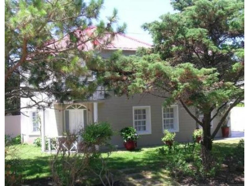 4 Bedroom House - For Rent -.. - 2