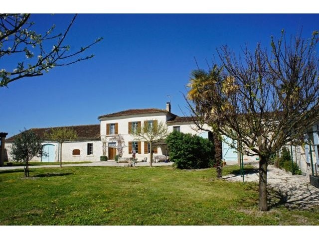 House - Cognac - District : Brives Sur.. - 2