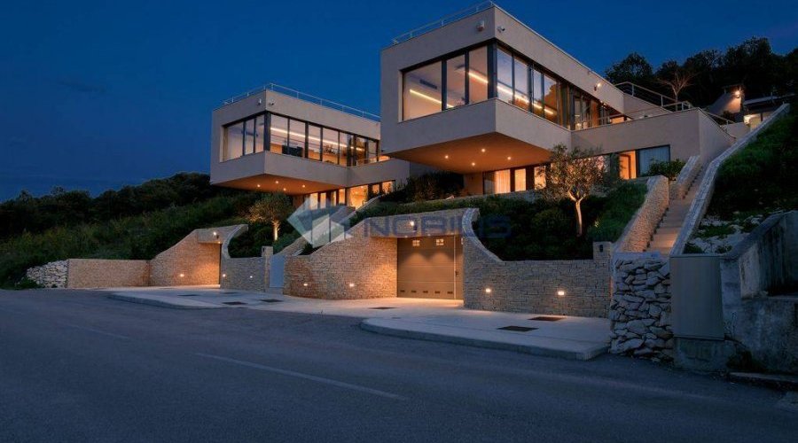Korčula, moderna luksuzna vila, 190m2 - 2