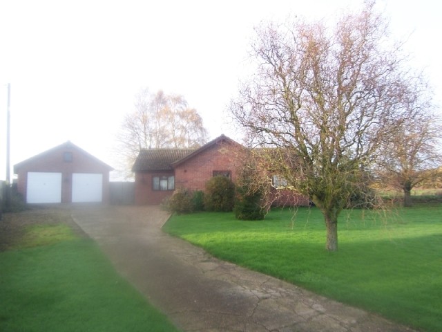 Scoulton Road, Rocklands