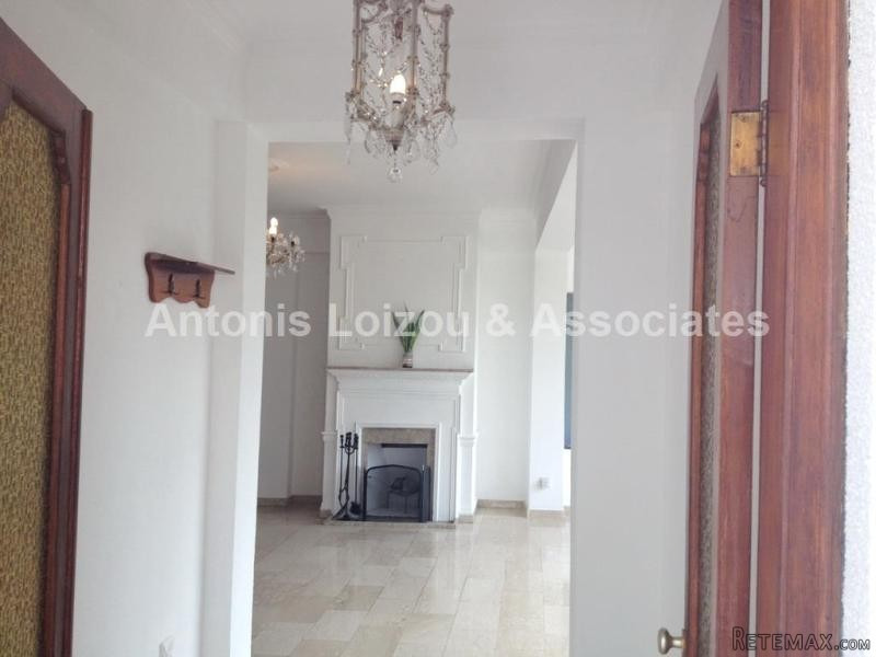 Four Bedroom detached house with.. - 2