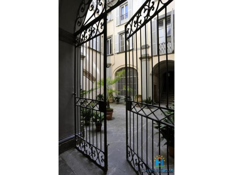 Historic apartment with unique view - 2