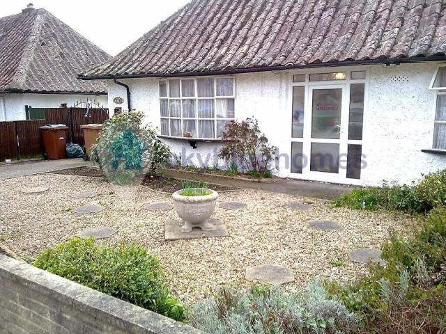 Bungalow - NEWLY REFURBISHED STUDENT.. - 2