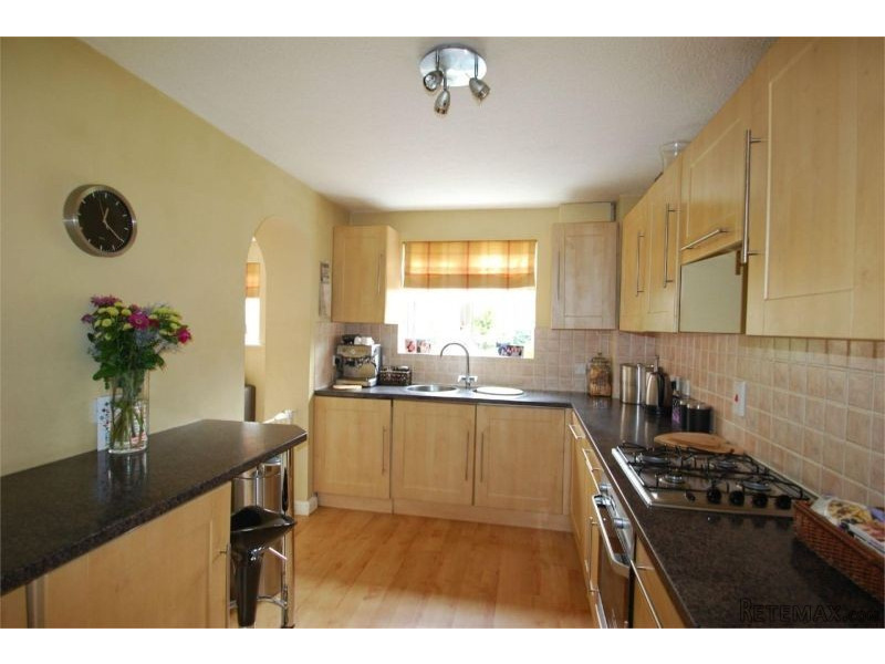 4 Bedroom Detached House - 2