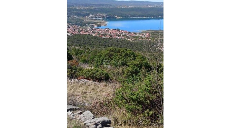 Atraktivno poljoprivredno zemljište Gornji Karin/Obrovac