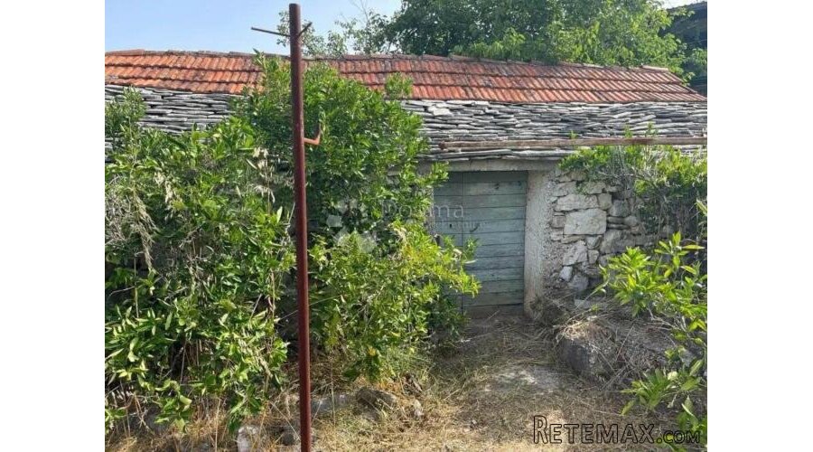 Građevinsko zemljište u Vinišću, 915 m2, 300m od mora - 3