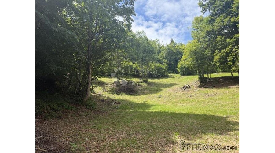 GORSKI KOTAR STARI LAZ, građevinsko zemljište 3200m2