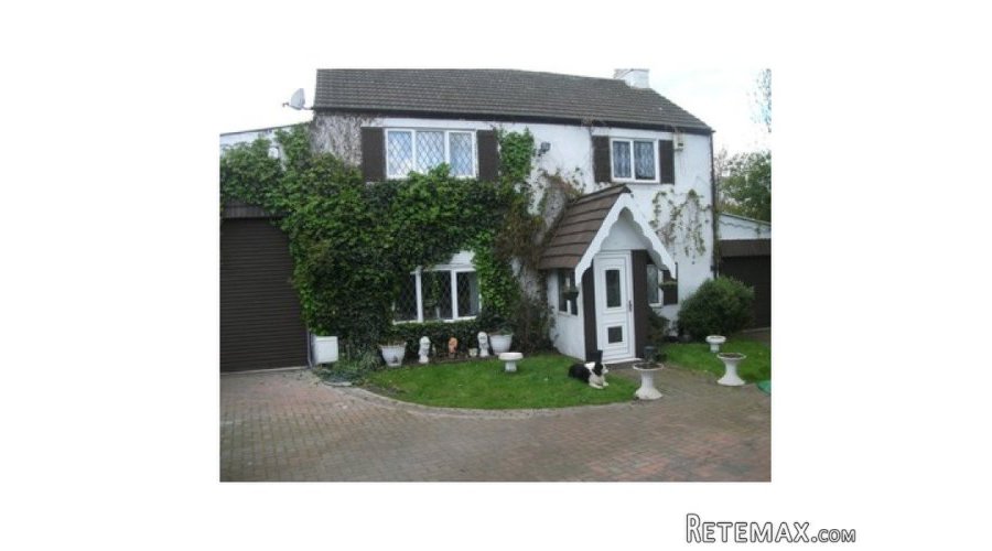 17 th century detached,freehold, cottage