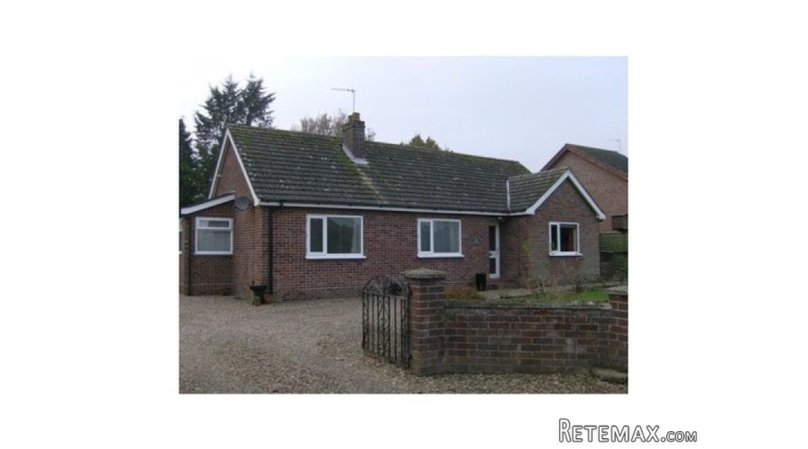 House on very large plot in Norwich