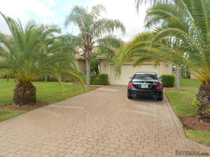 446 Nw Sheffield Circle, Port Saint..