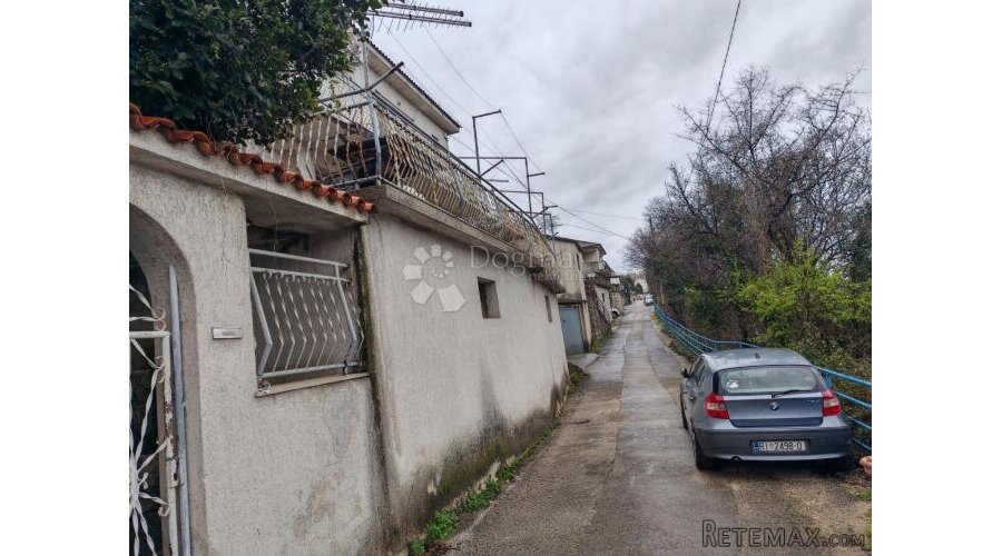 ETAŽA SA DVA STANA - 2