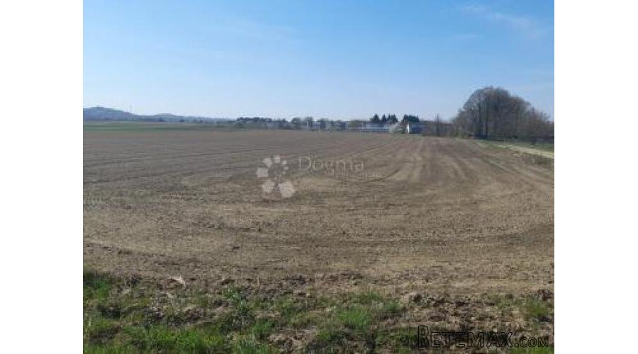 16.800m2 ili 931m2