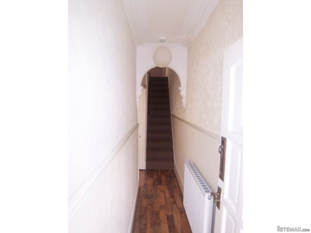 3 bedroom house in SHEERNESS - 2