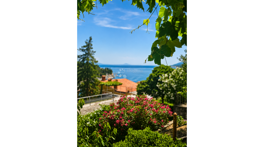 RABAC,stan-kat kuće , sa garažom na TOP lokaciji