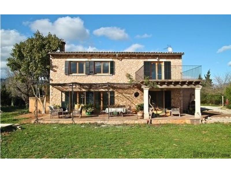 Beautiful finca in Santa Maria