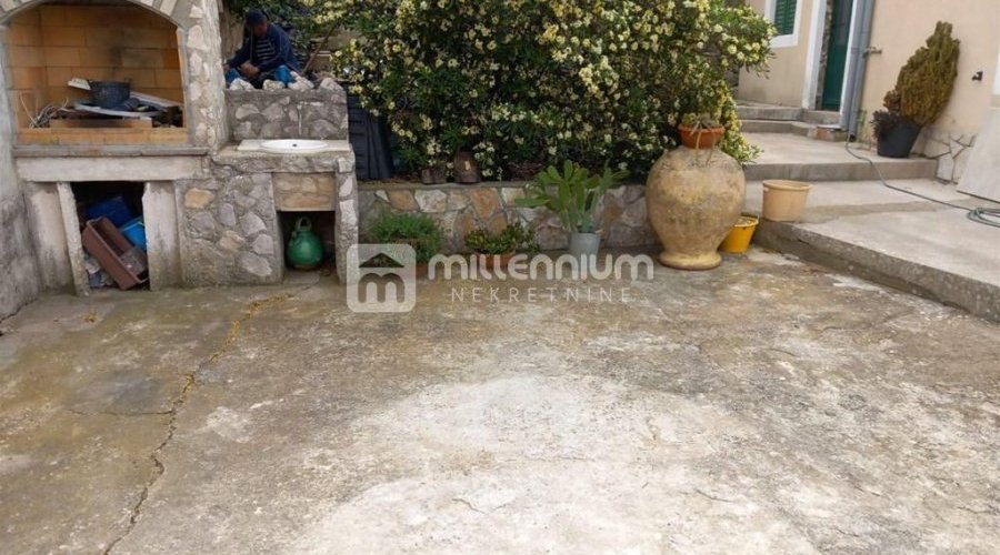Mali Lošinj, 200m2, samostojeća kuća, 2. red od mora - 6