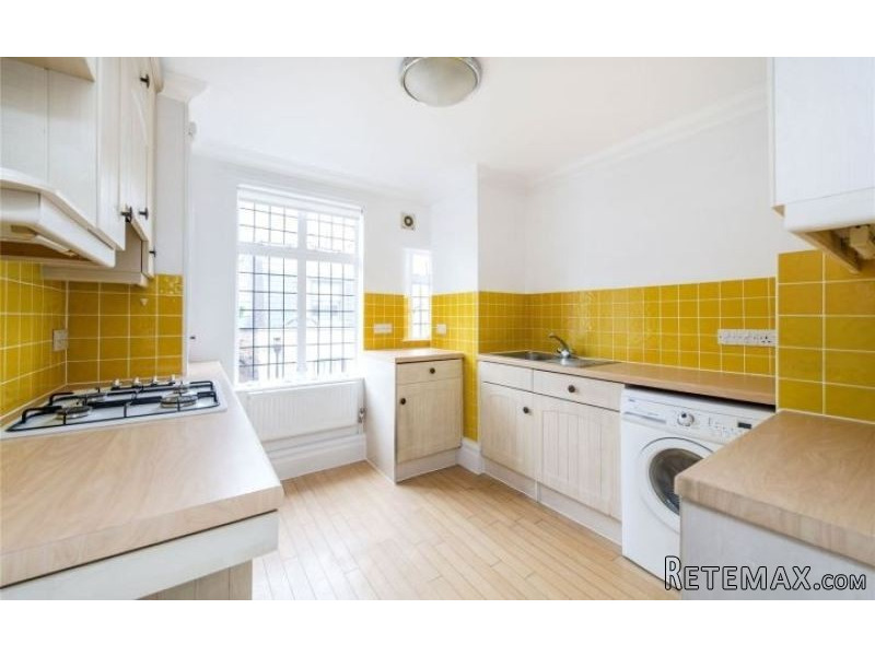 Devonshire Close - 2