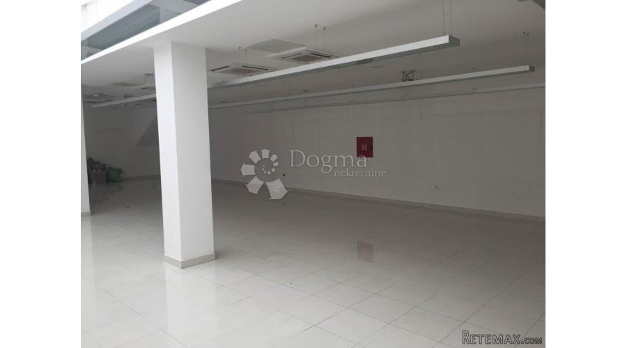 Poslovni prostor u centru Požege - 3