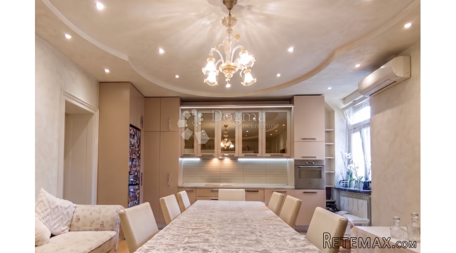 STAN CENTAR 102m2