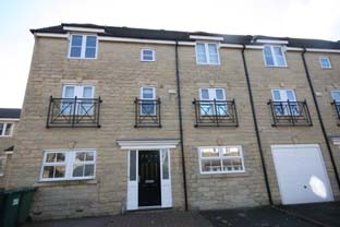 Cairn Avenue, Guiseley