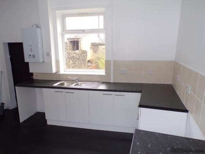 2 Bed End Terrace House To Rent - 2