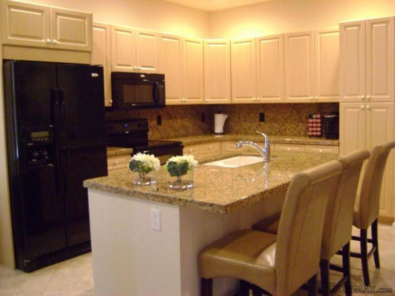 12141 Sw Bennington Circle, Port Saint.. - 2
