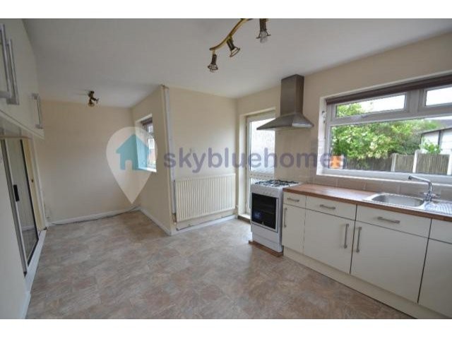 House - A fantastic refurbished three.. - 2