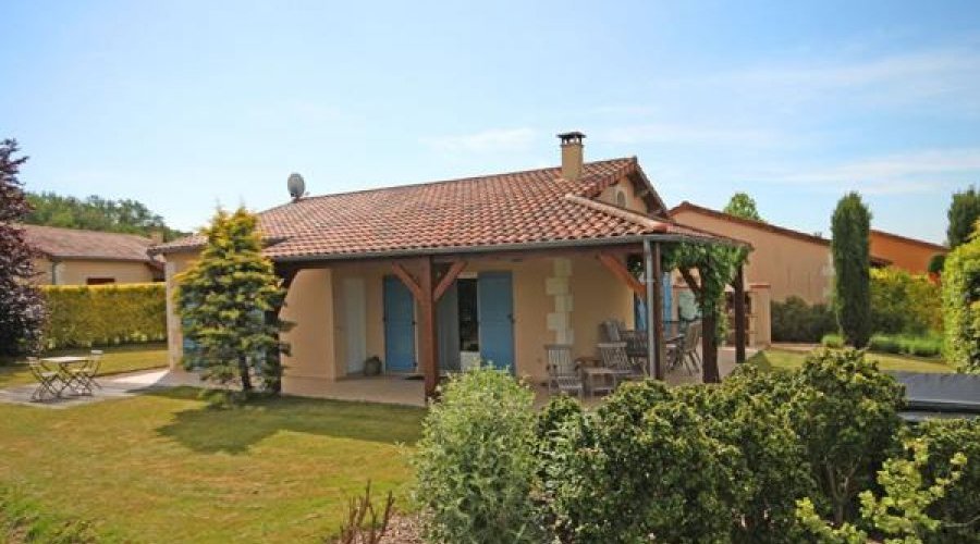 Les Forges (79) - Immaculate villa with private jacuzzi, garden..