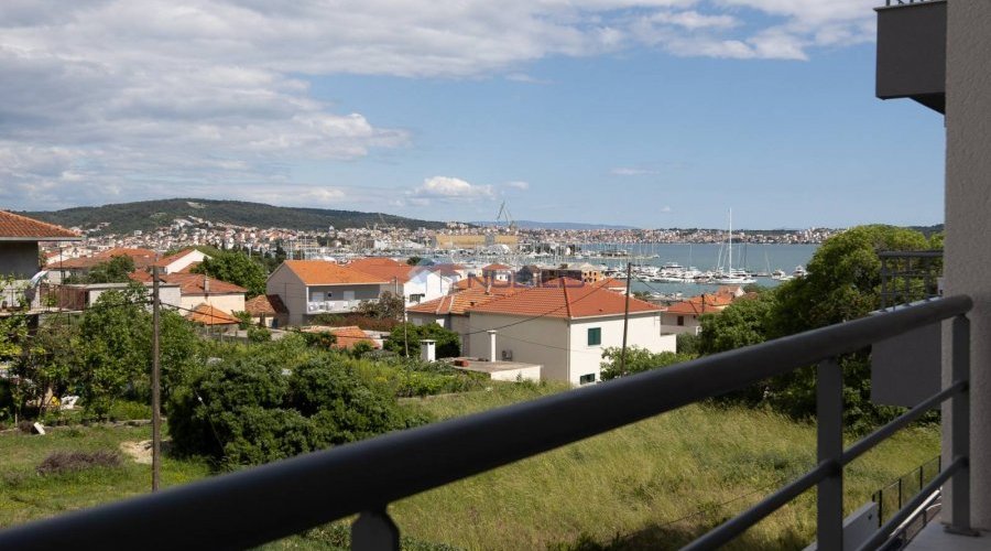 TOP PONUDA! Split, Trogir, Seget, poslovni prostor.. - 2