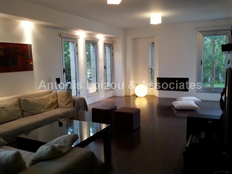 Detached in full plot House with 4 bed.. - 2