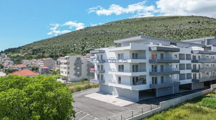 TOP PONUDA! Split, Trogir, Seget, poslovni prostor.. - 9