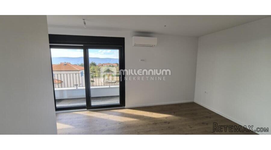 Otok Krk, Linardići, 200m2, samostojeća kuća s bazenom - 12